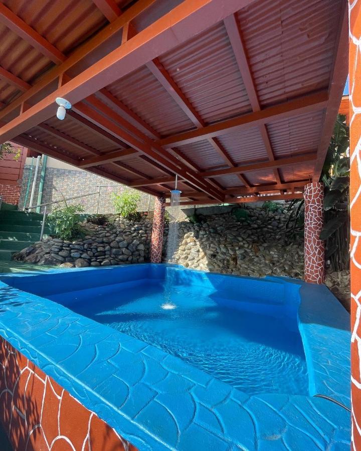 Dreams Lodge Orosi Cartago Exterior photo