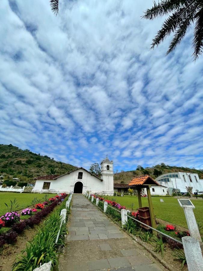 Dreams Lodge Orosi Cartago Exterior photo