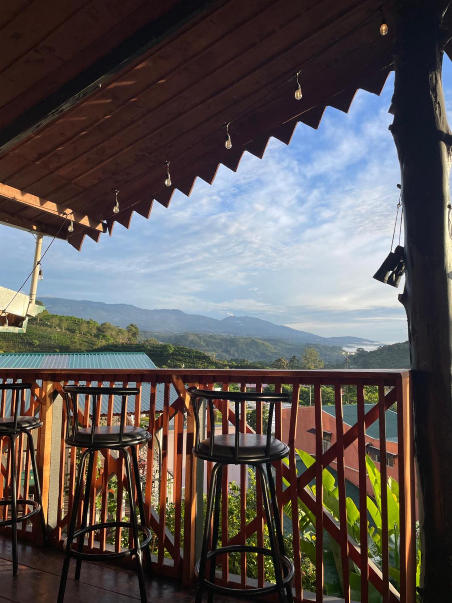 Dreams Lodge Orosi Cartago Exterior photo